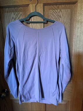 Athleta Mauve Long-Sleeve Women's Top